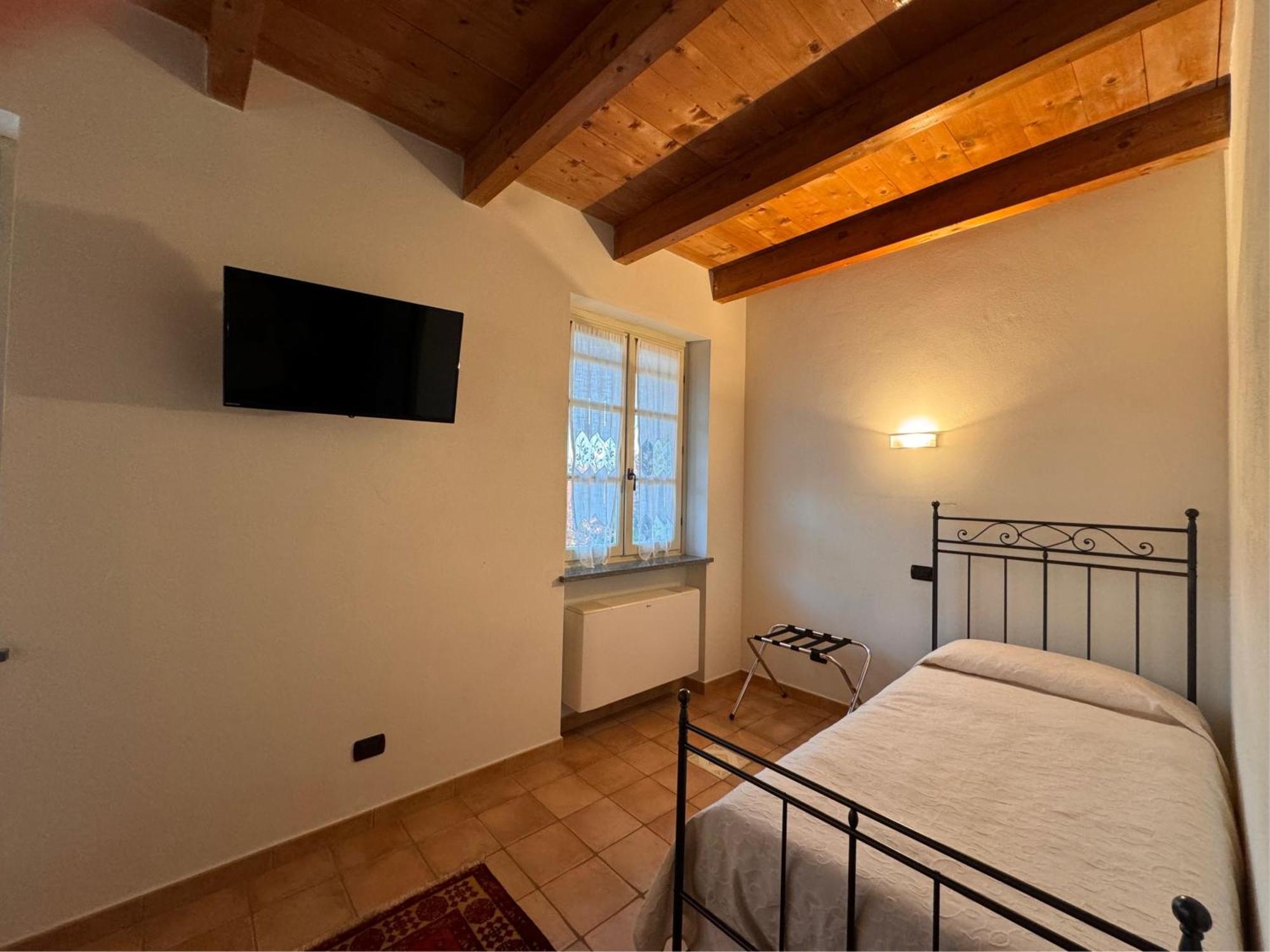 Agriturismo Podere La Piazza 코스티글리올레 다스티 외부 사진