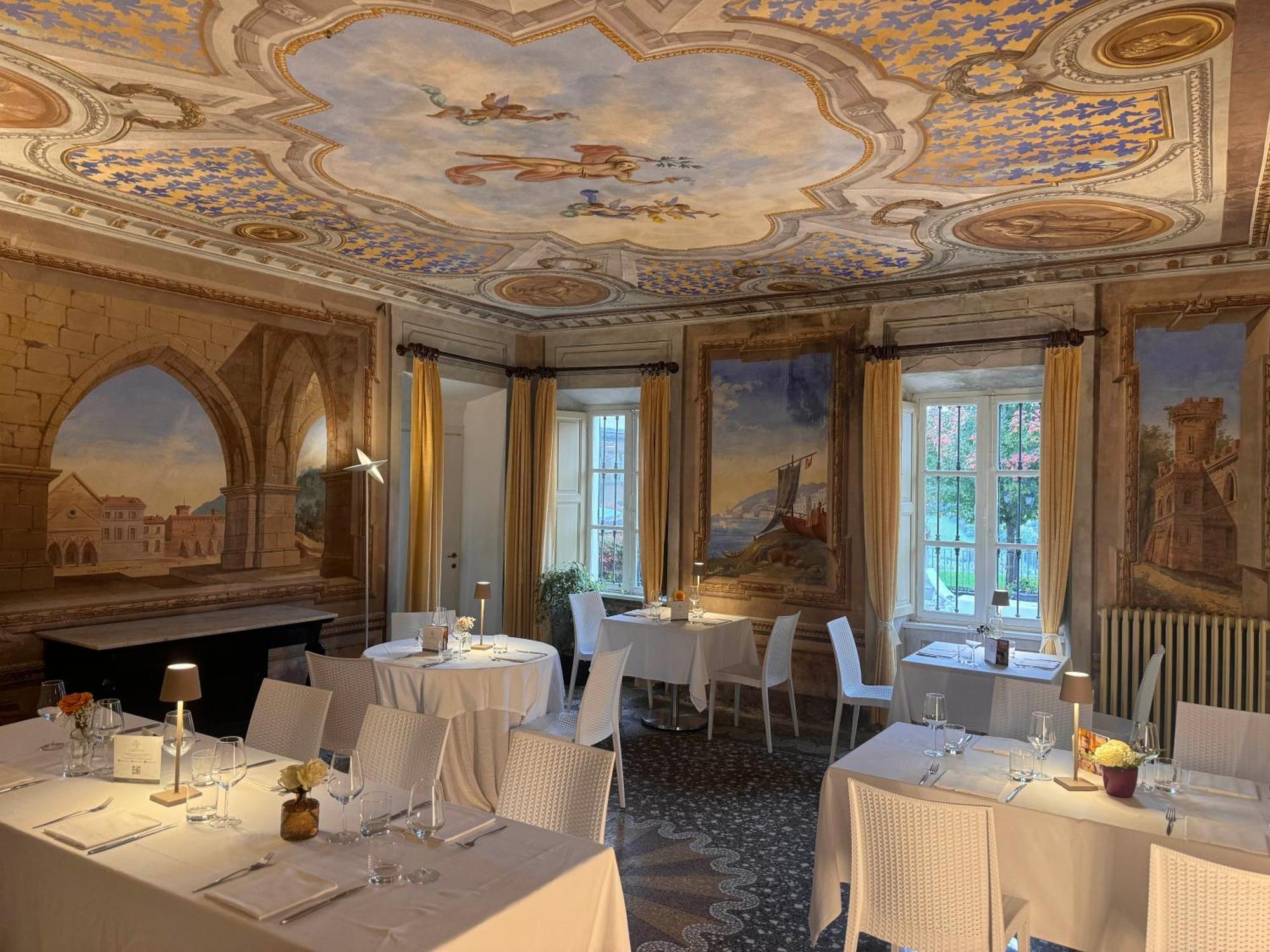 Agriturismo Podere La Piazza 코스티글리올레 다스티 외부 사진